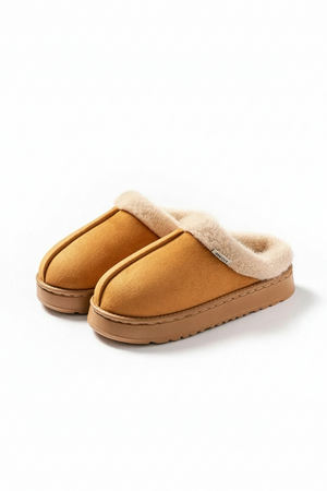 FLUFFY WINTER SLIPPERS