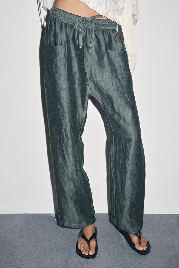 LINEN BLEND TROUSERS WITH CONTRAST STITCHING
