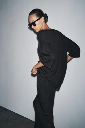 OVERSIZED PLAIN KNIT TOP