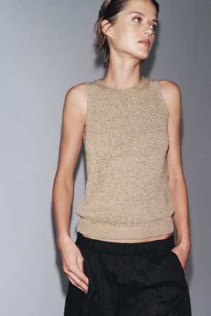 RUSTIC KNIT TOP