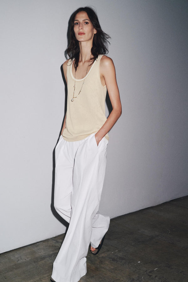 RIBBED KNIT TOP WITH BOW