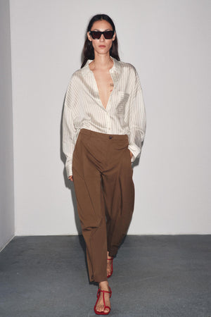 DARTED TROUSERS WITH BELT LOOPS