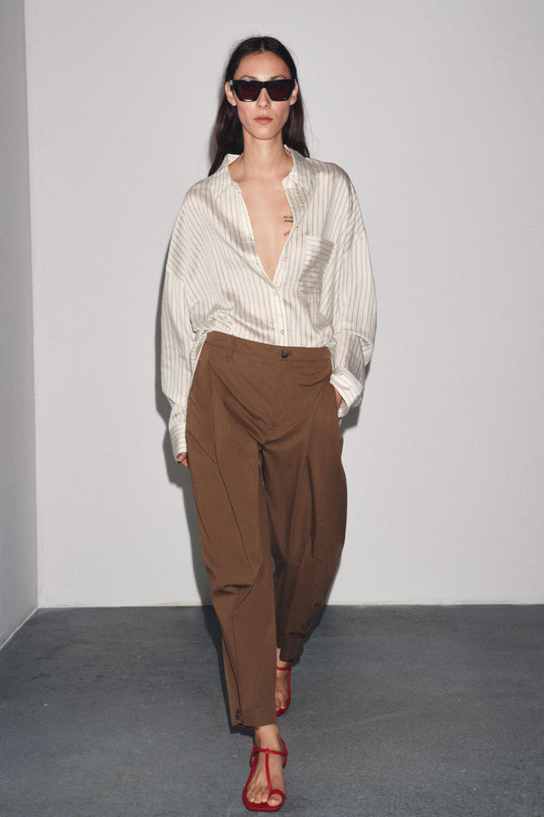 DARTED TROUSERS WITH BELT LOOPS