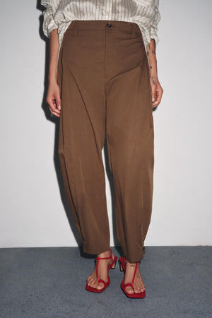 DARTED TROUSERS WITH BELT LOOPS
